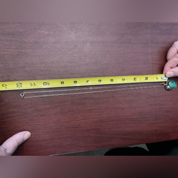 Native American Sterling Silver Elongated Turquoise Cabochon Necklace 12” chain - Picture 4 of 4